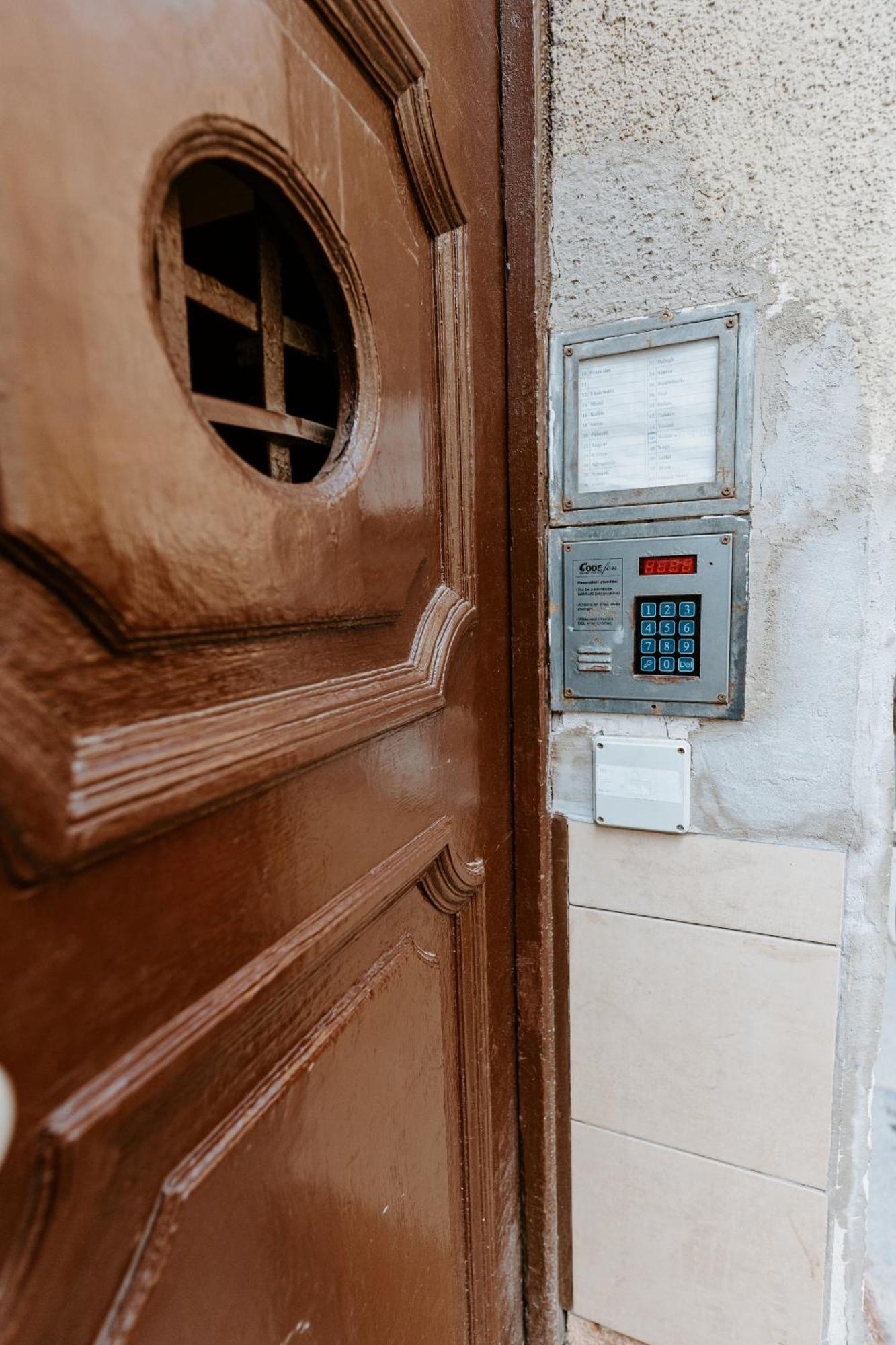 Margaret & Violet Apartments - Peaceful Stay Downtown بودابست المظهر الخارجي الصورة